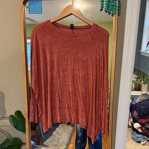 BAMBOO Rust Long Sleeve Women's Top